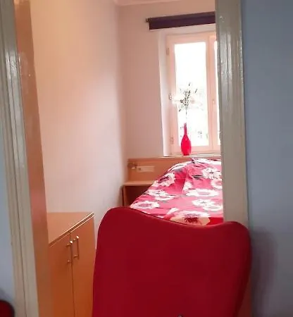 Berkele Fuer 8 Bis 12 Personen *