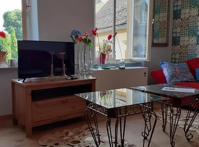 Semesterbostad Berkele Fuer 8 Bis 12 Personen