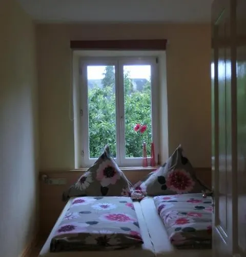 Berkele Fuer 8 Bis 12 Personen Semesterbostad *