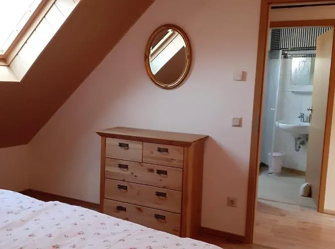 Berkele Fuer 8 Bis 12 Personen Semesterbostad Neumagen-Dhron